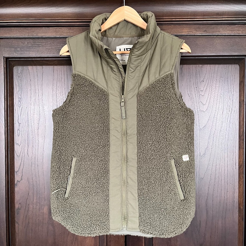 LIV Outdoor‎ Sage Olive Green Sherpa Vest Women's Size S Gorpcore Fall Insulated
